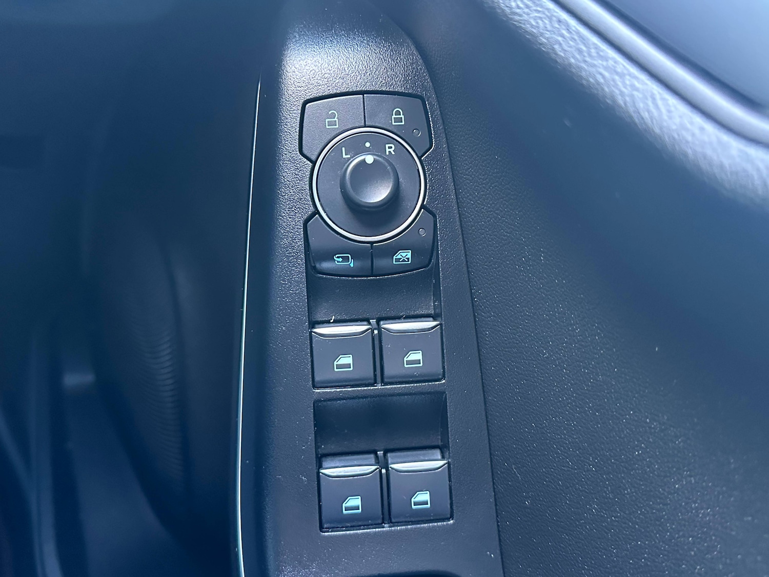 Used Ford Puma 2023 for sale - 76392435: Photo 24