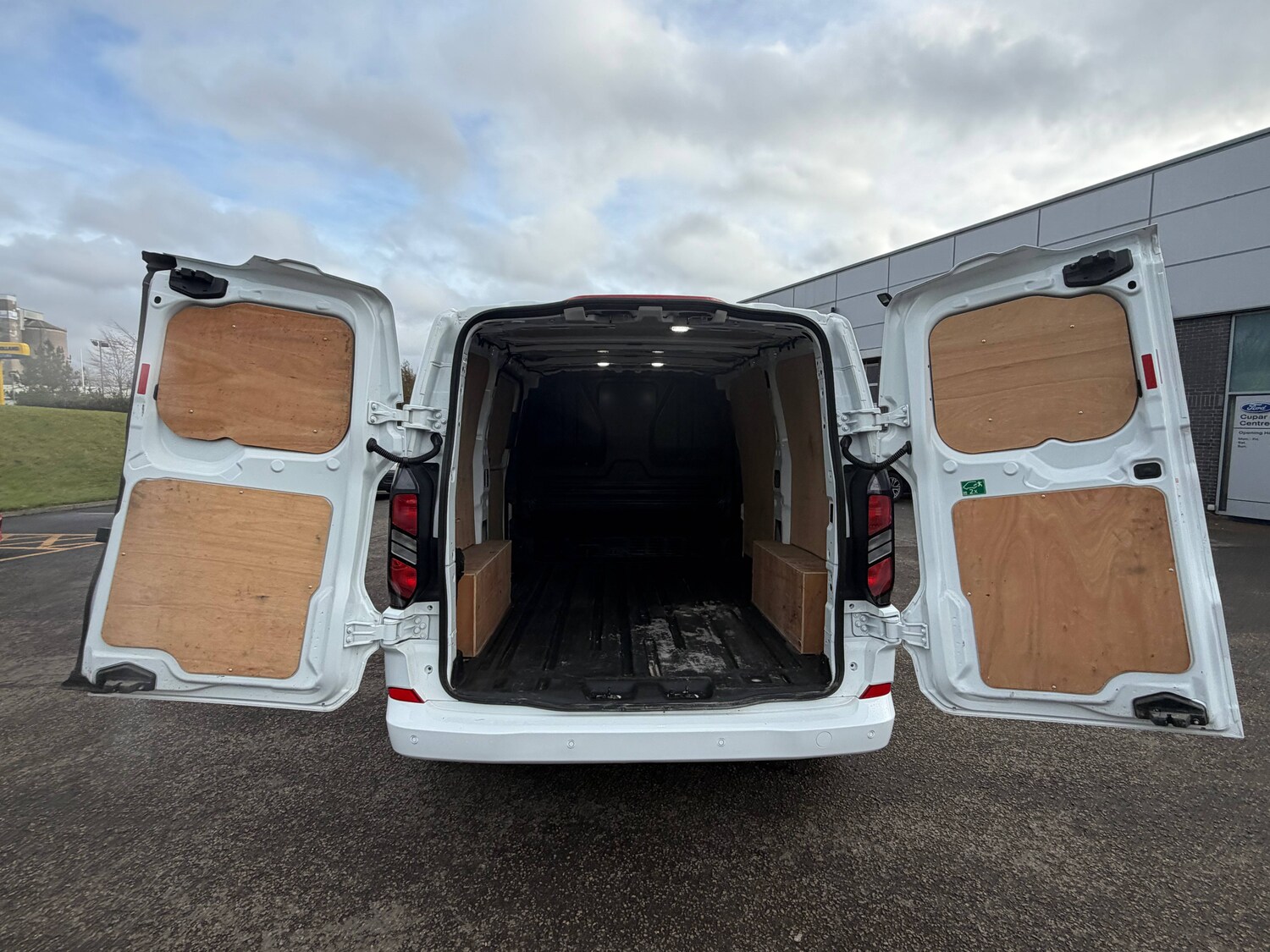 Used Ford Transit Custom 2024 for sale - 77517744: Photo 15