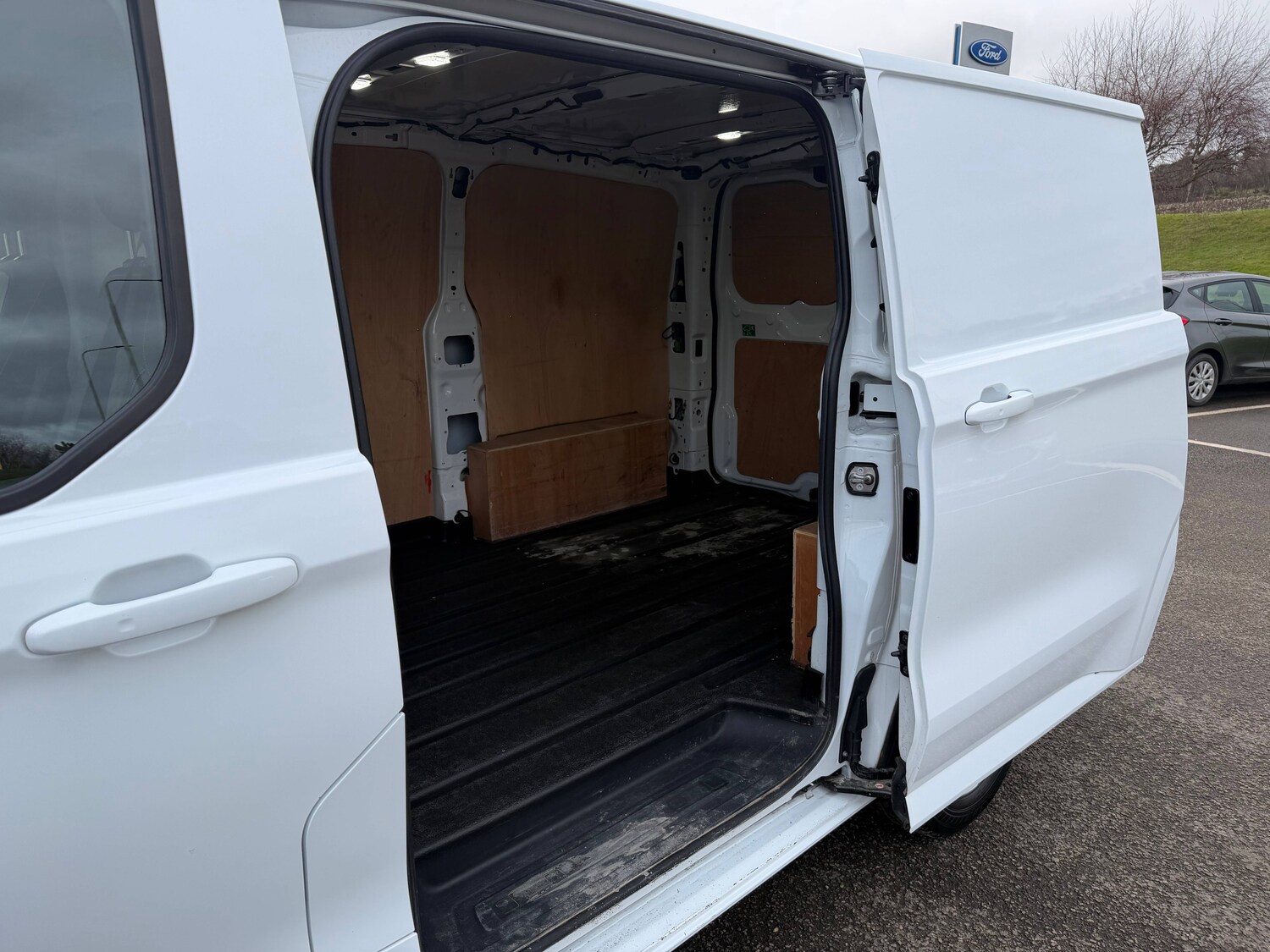 Used Ford Transit Custom 2024 for sale - 77517744: Photo 18
