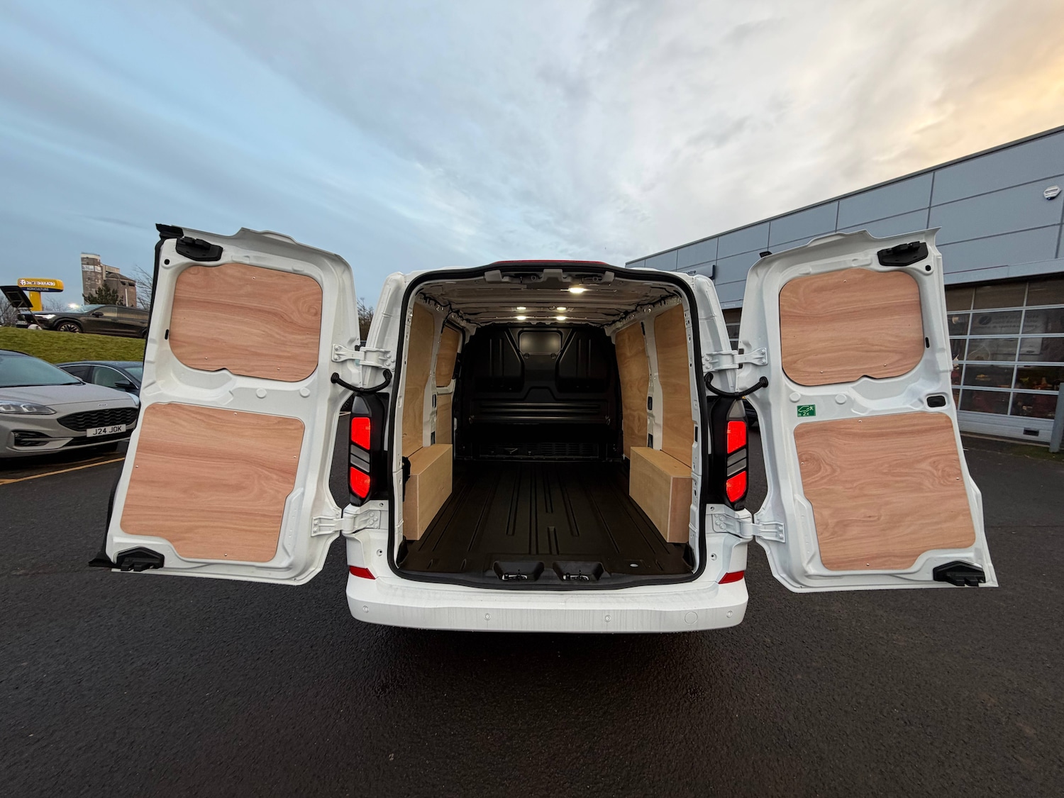 Used Ford Transit Custom 2025 for sale - 76949434: Photo 13