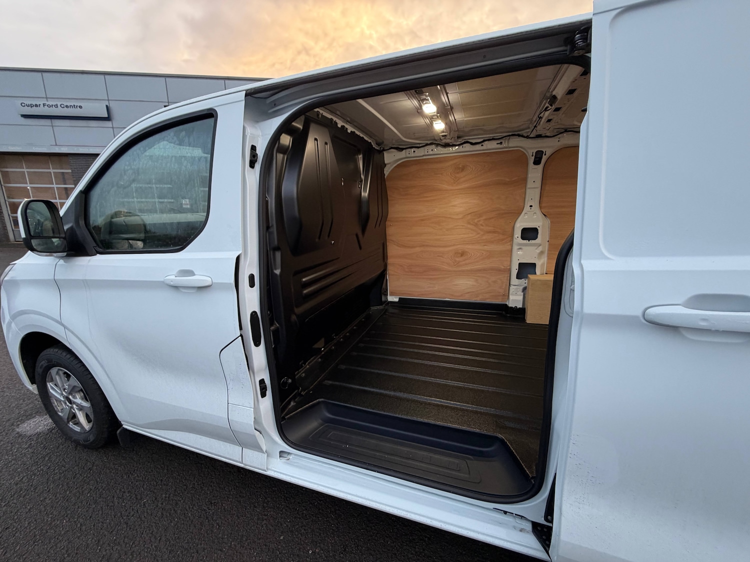 Used Ford Transit Custom 2025 for sale - 76949434: Photo 20