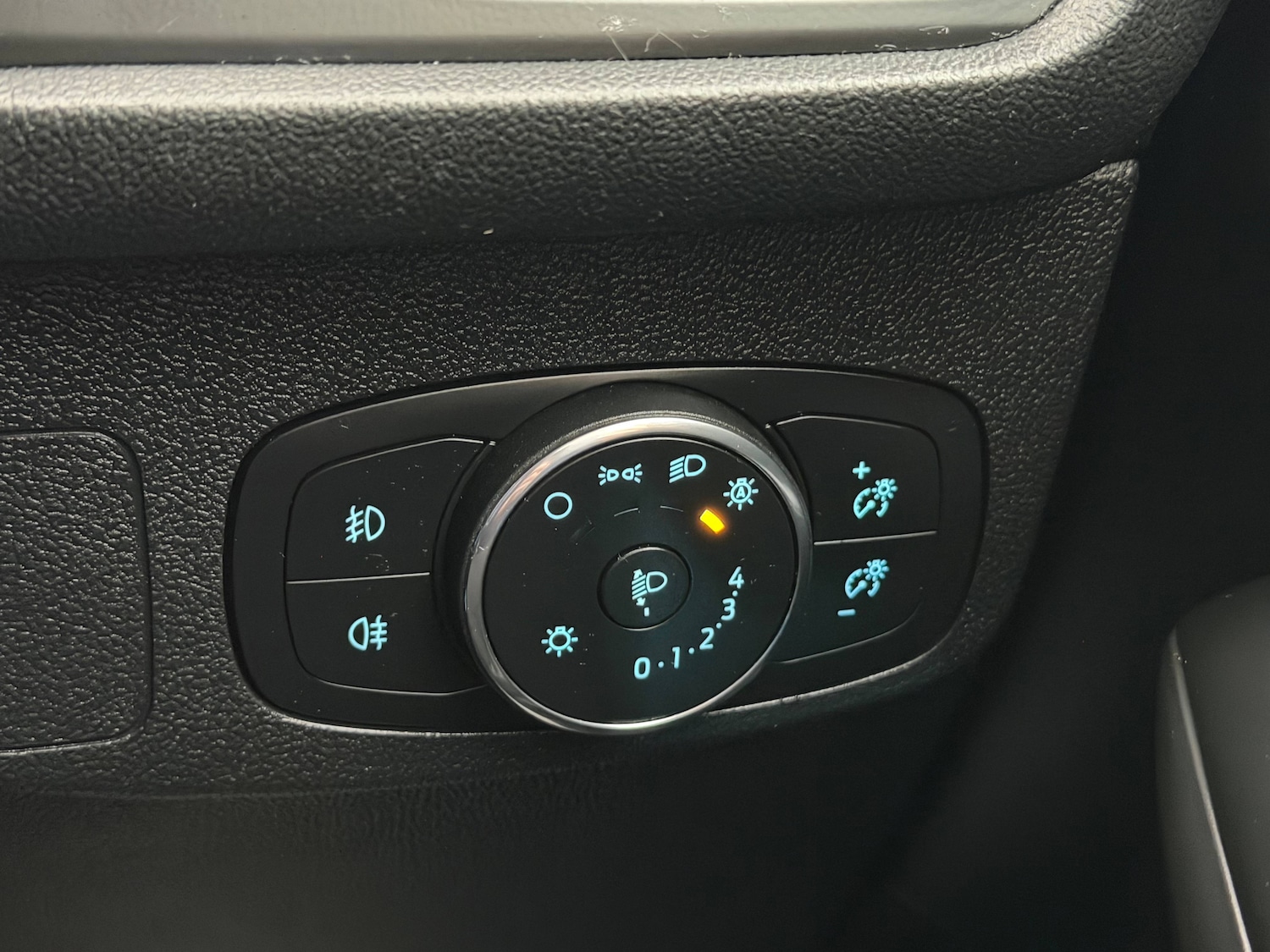 Used Ford Focus 2023 for sale - 76444720: Photo 26