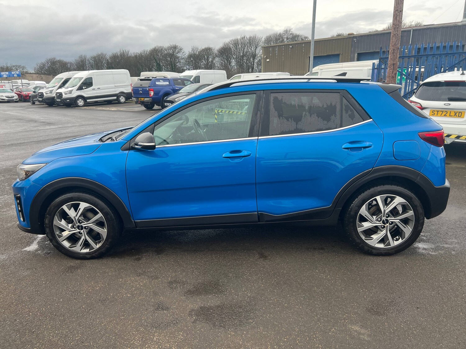 Used Kia Stonic 2022 for sale - 76220393: Photo 6