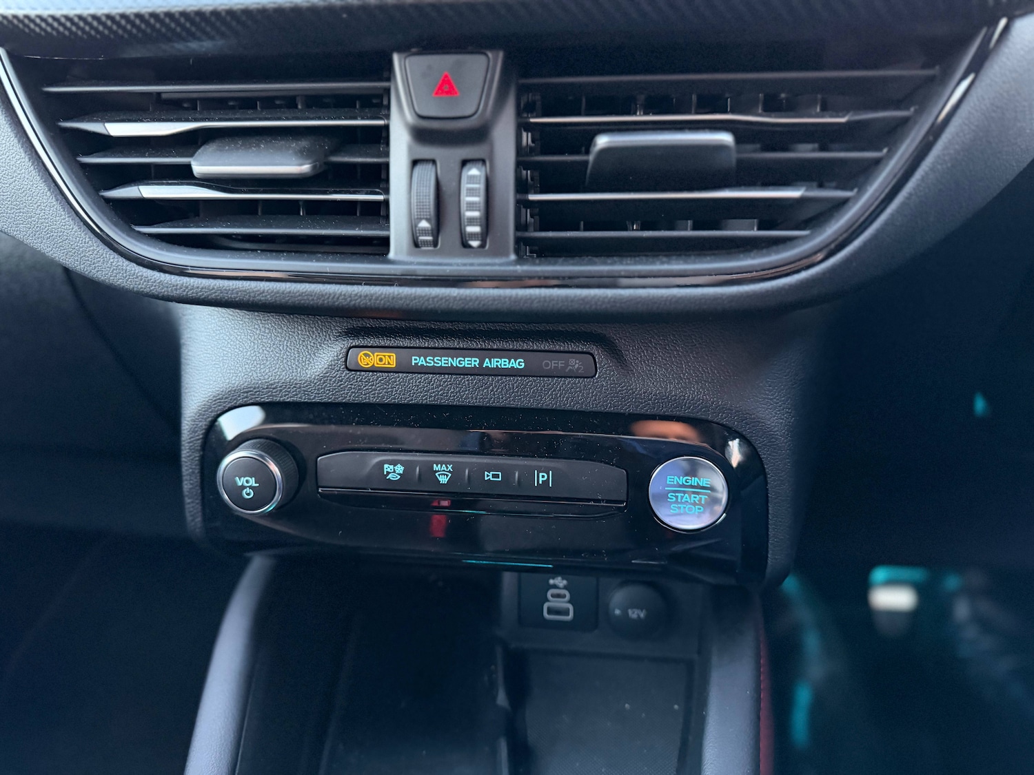 Used Ford Kuga 2025 for sale - 77275151: Photo 30