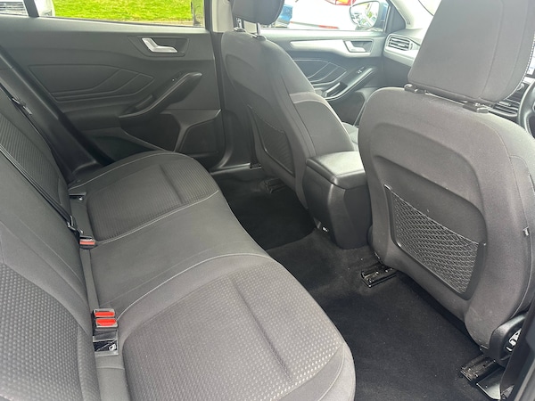Used Ford Focus 2019 for sale - 76299047: Photo 12