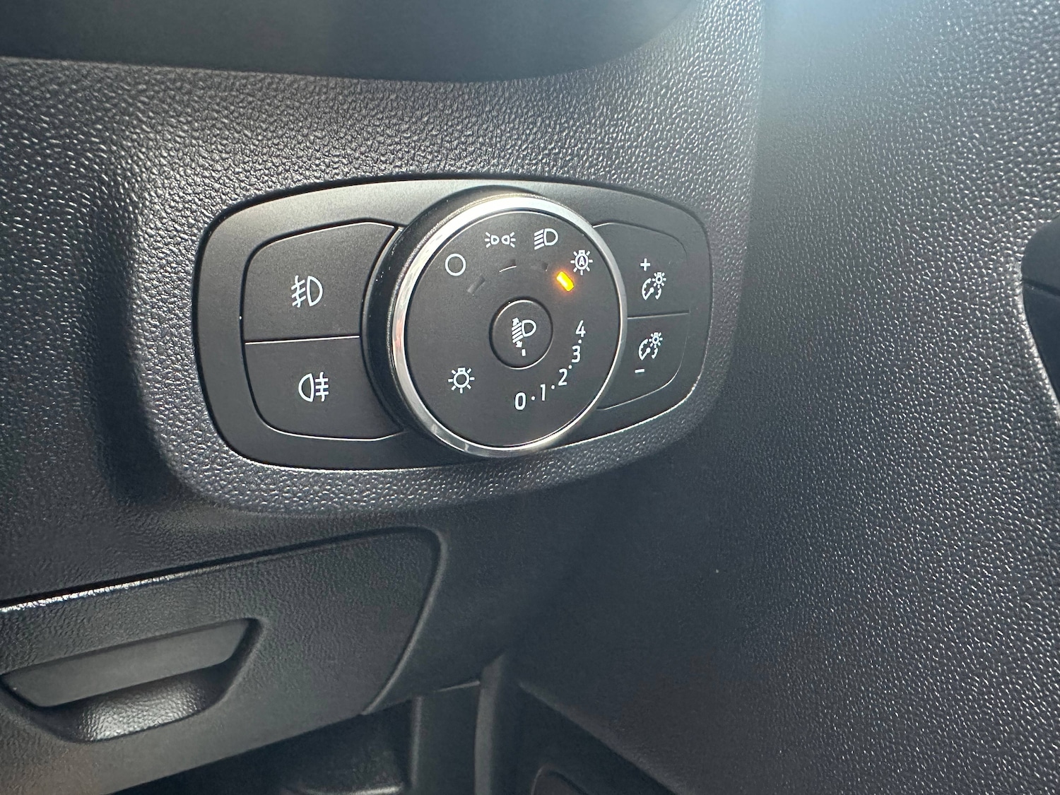 Used Ford Fiesta 2023 for sale - 76142625: Photo 25
