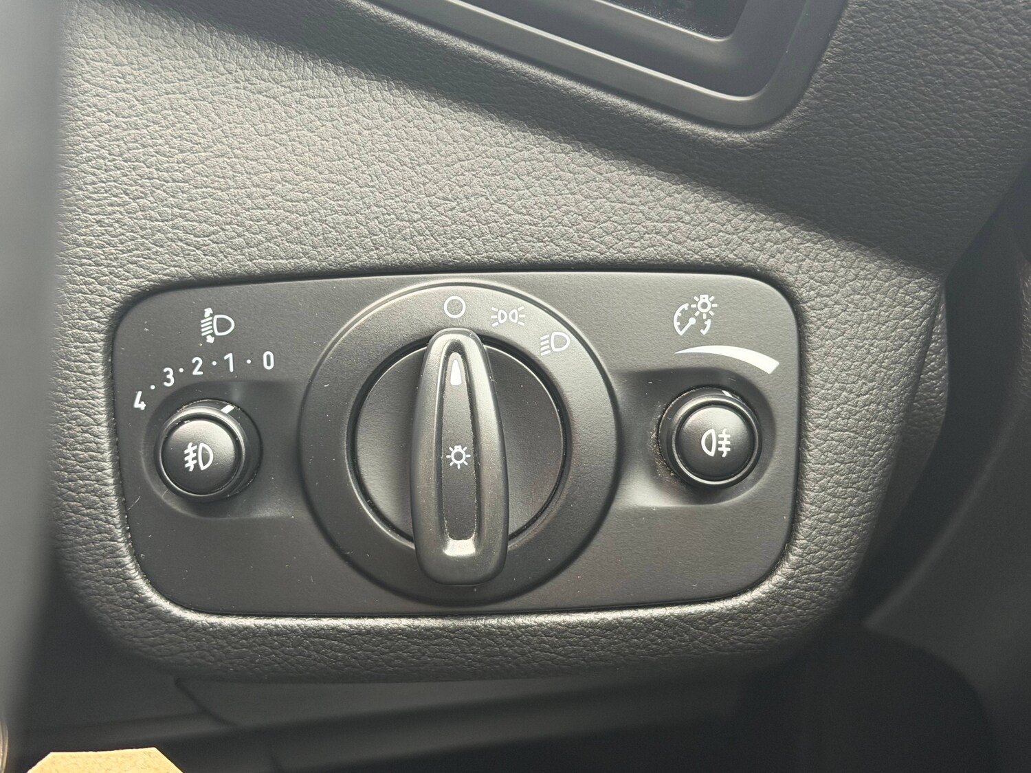 Used Ford C-Max 2018 for sale - 77803440: Photo 25