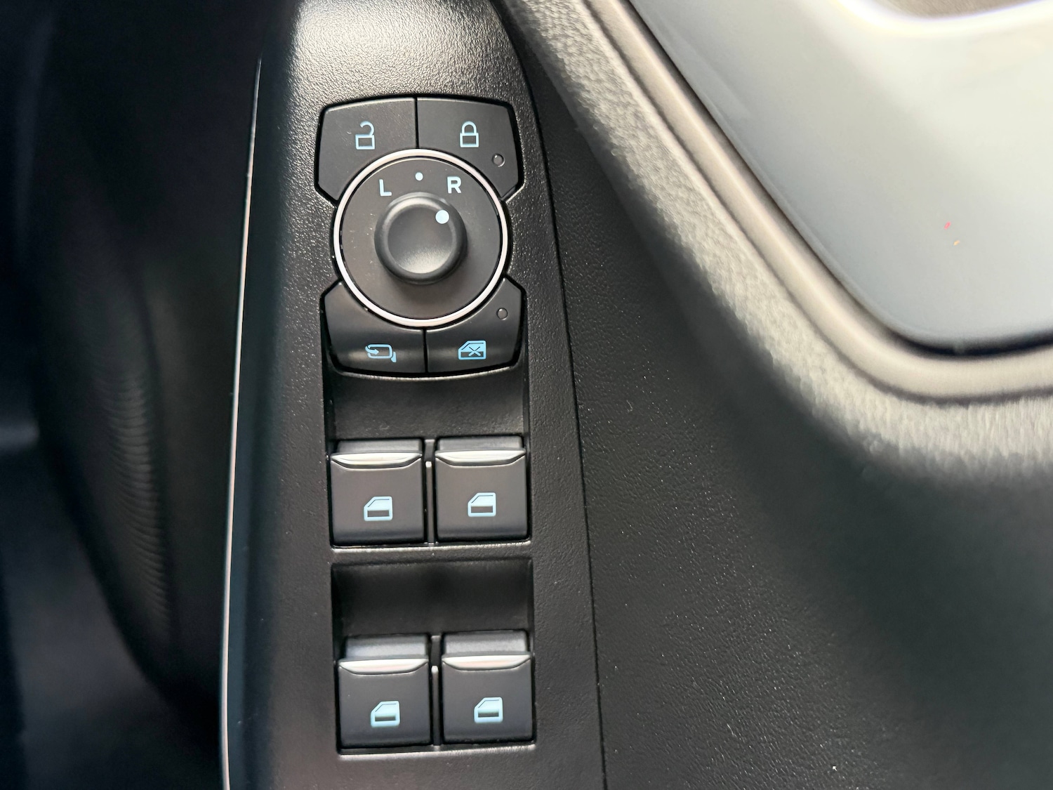 Used Ford Puma 2023 for sale - 76416328: Photo 30