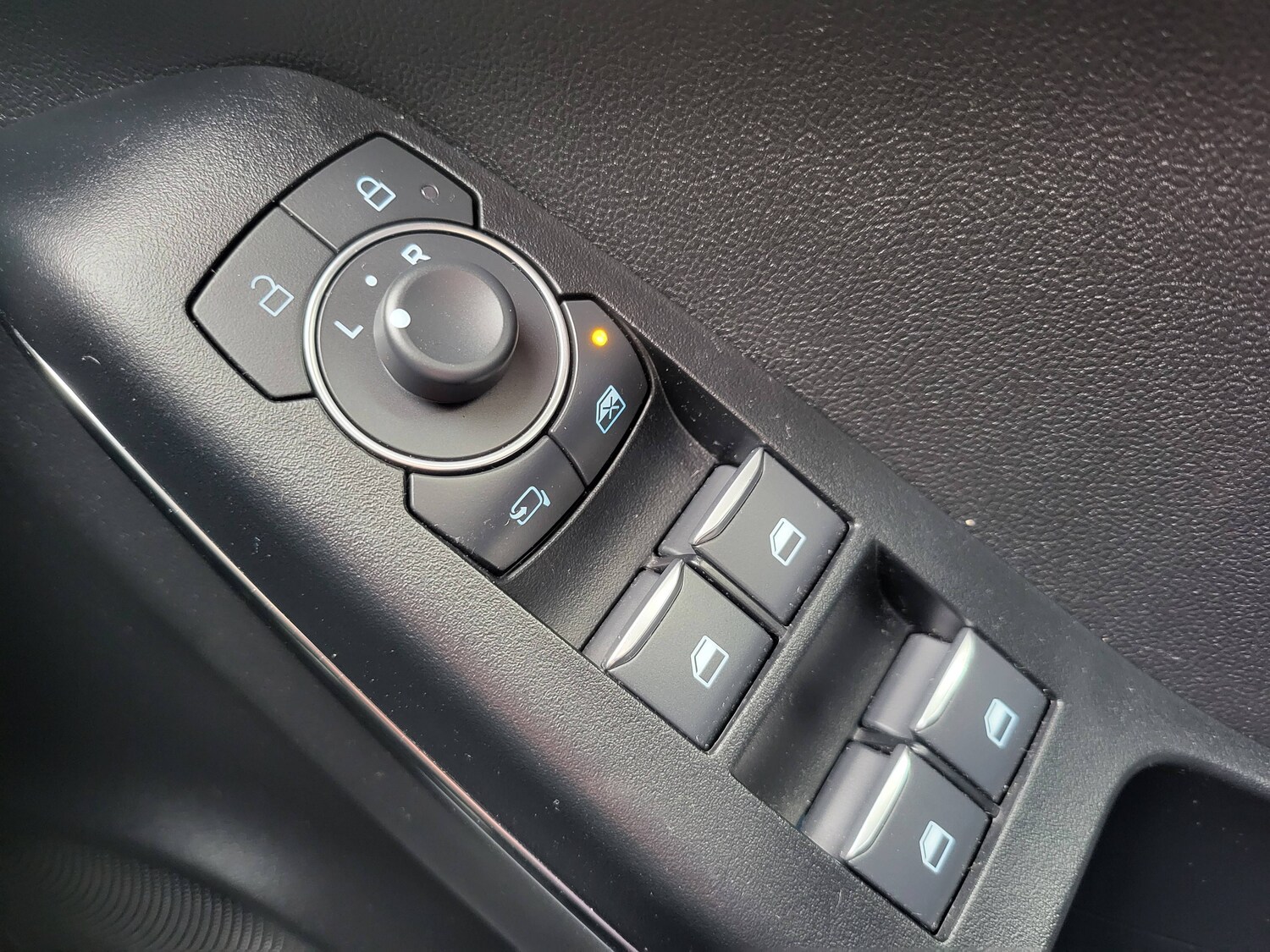 Used Ford Puma 2023 for sale - 78067850: Photo 23