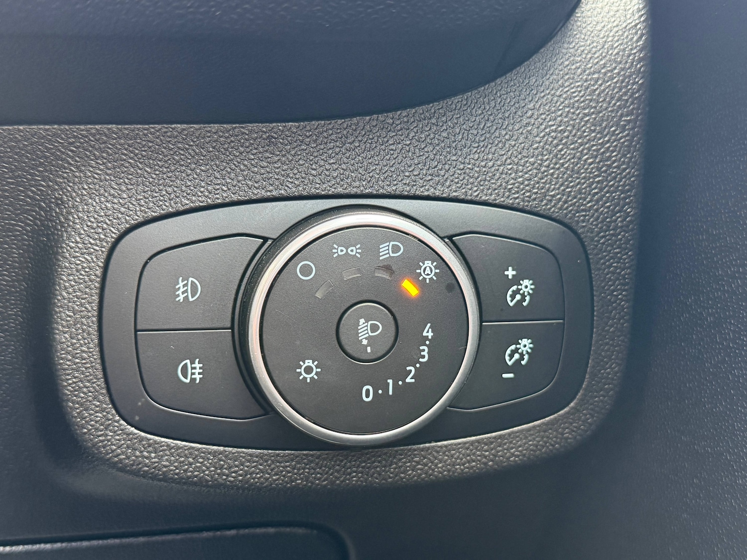 Used Ford Fiesta 2018 for sale - 78082034: Photo 23