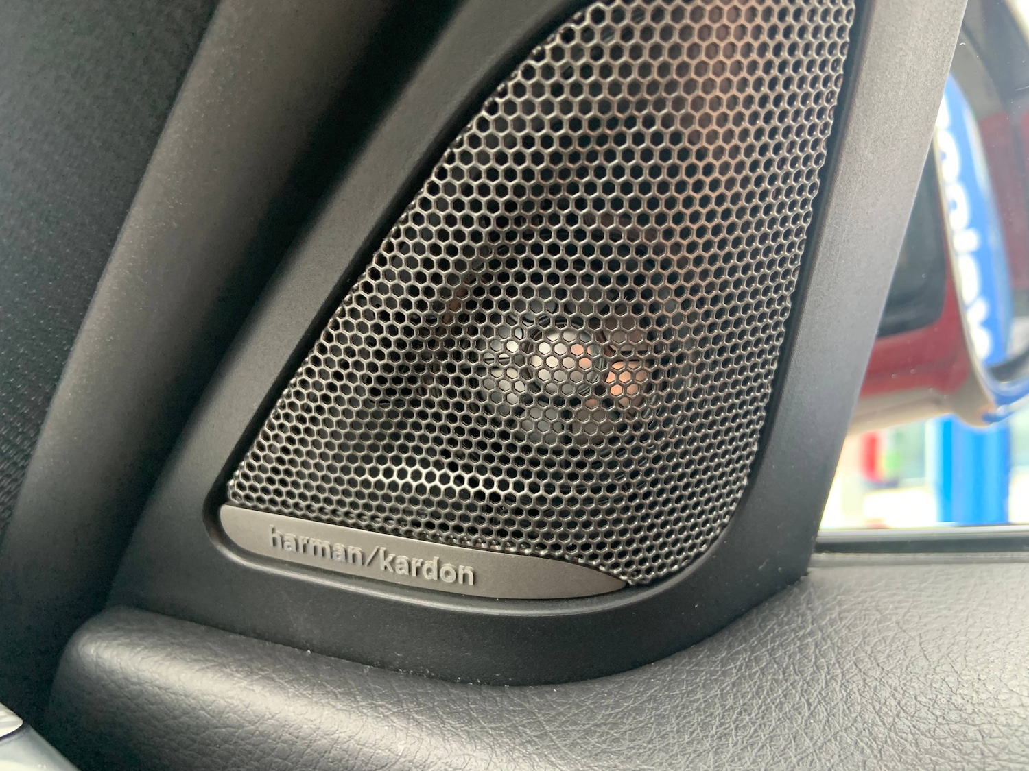 Used BMW 3 Series 2017 for sale - 76697475: Photo 22