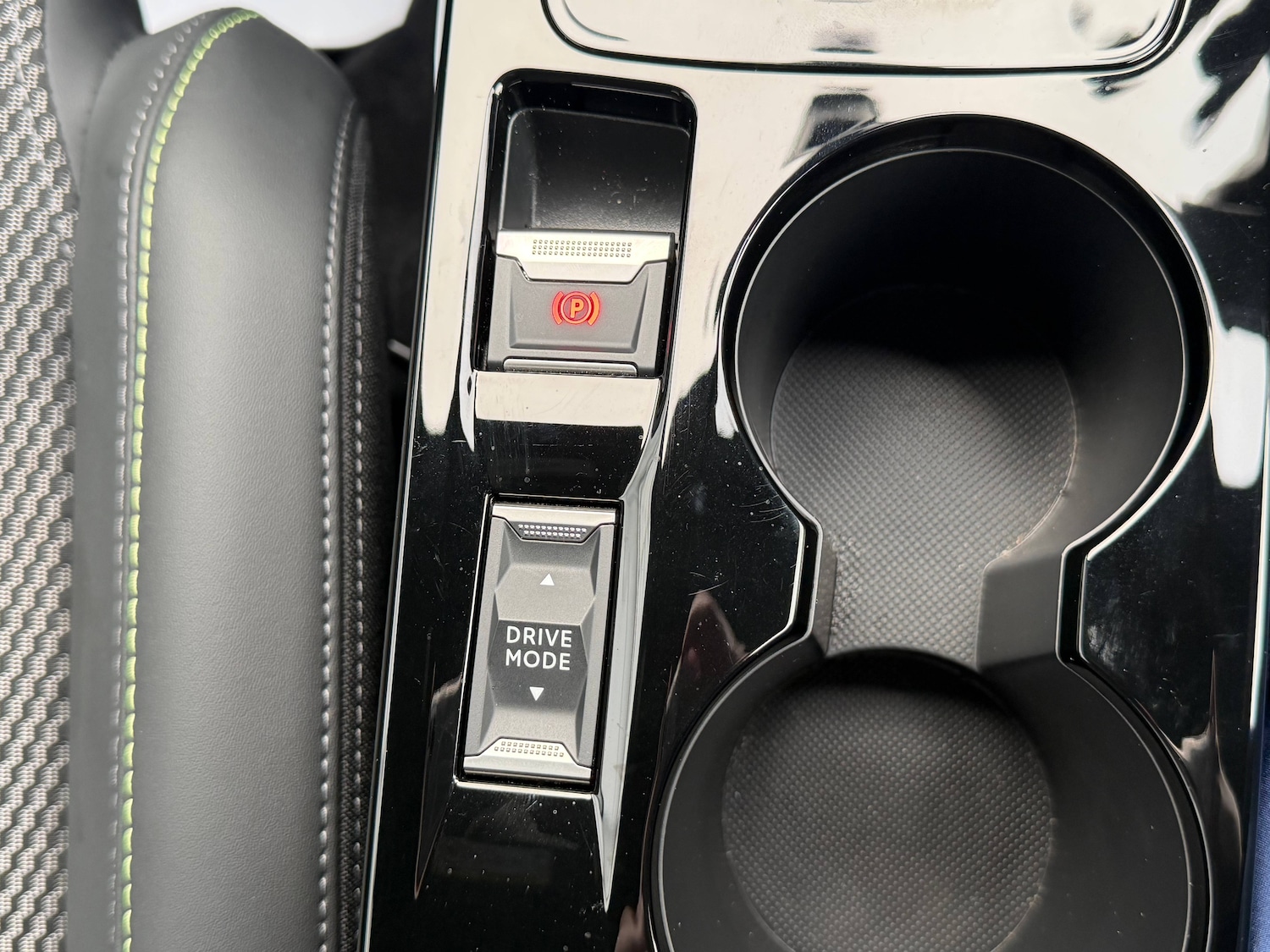 Used Peugeot 2008 2023 for sale - 77012346: Photo 24