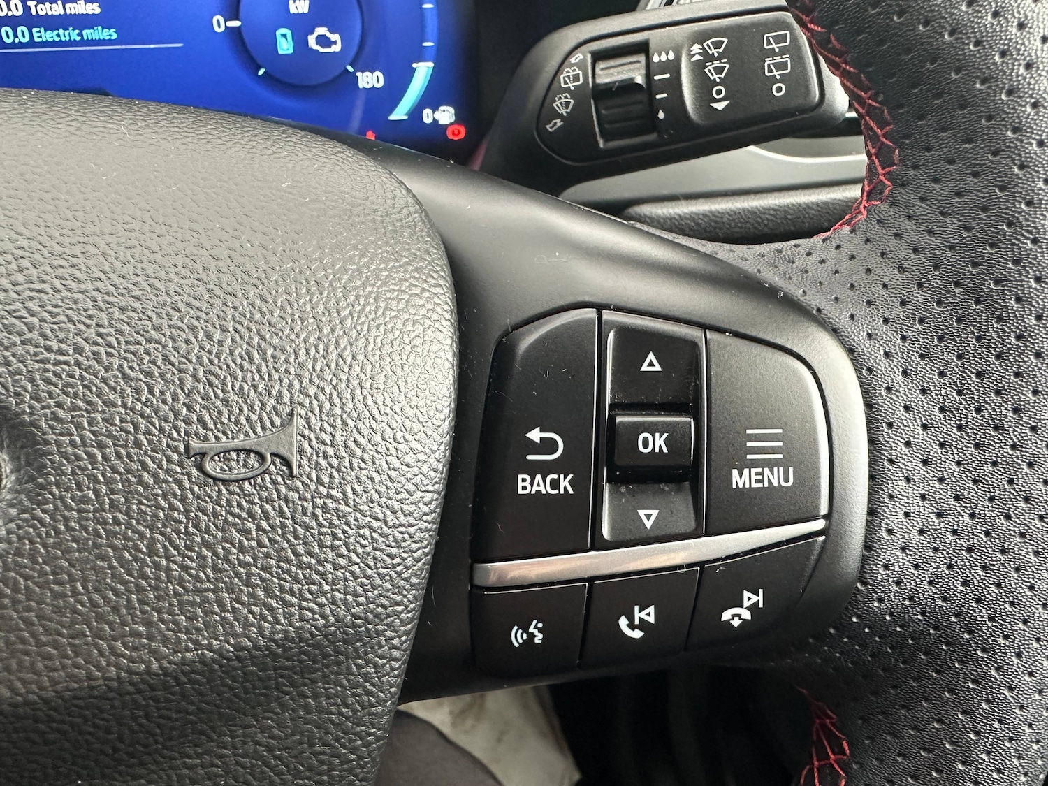 Used Ford Kuga 2023 for sale - 76178259: Photo 31