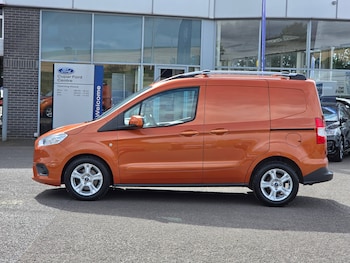 Used Ford Transit Courier 2023 for sale - 79572651: Photo