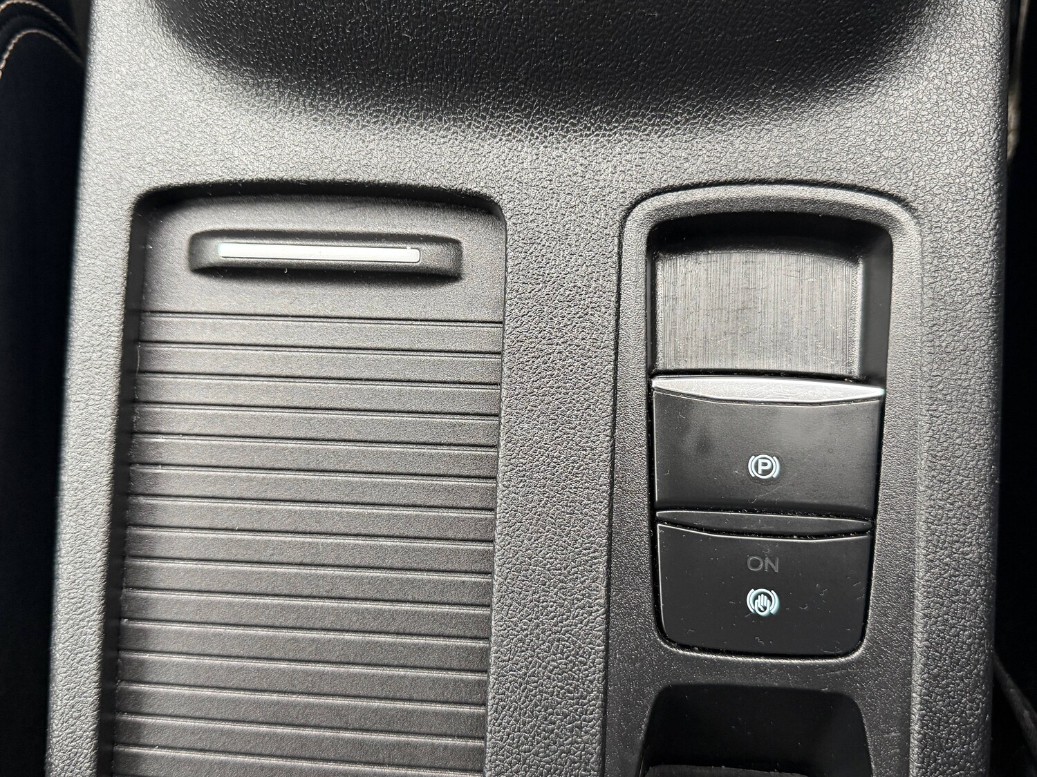 Used Ford Kuga for sale - 77379485: Photo 28