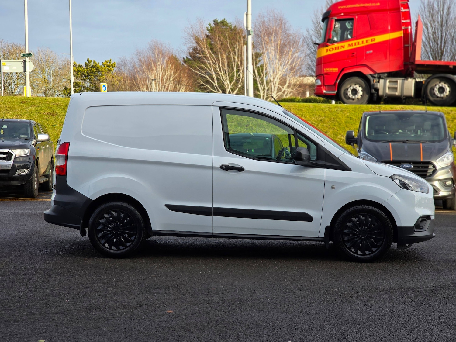 Used Ford Transit Courier 2022 for sale - 77337872: Photo 6