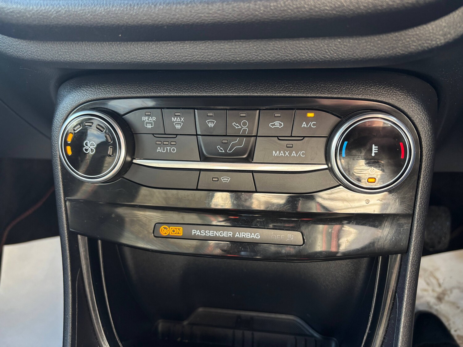 Vehicle 29
