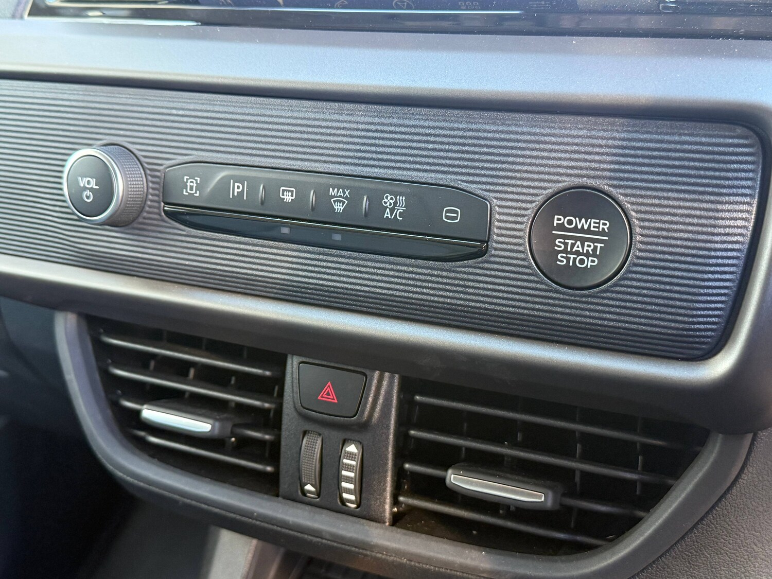 Used Ford Transit Courier 2024 for sale - 78121615: Photo 25