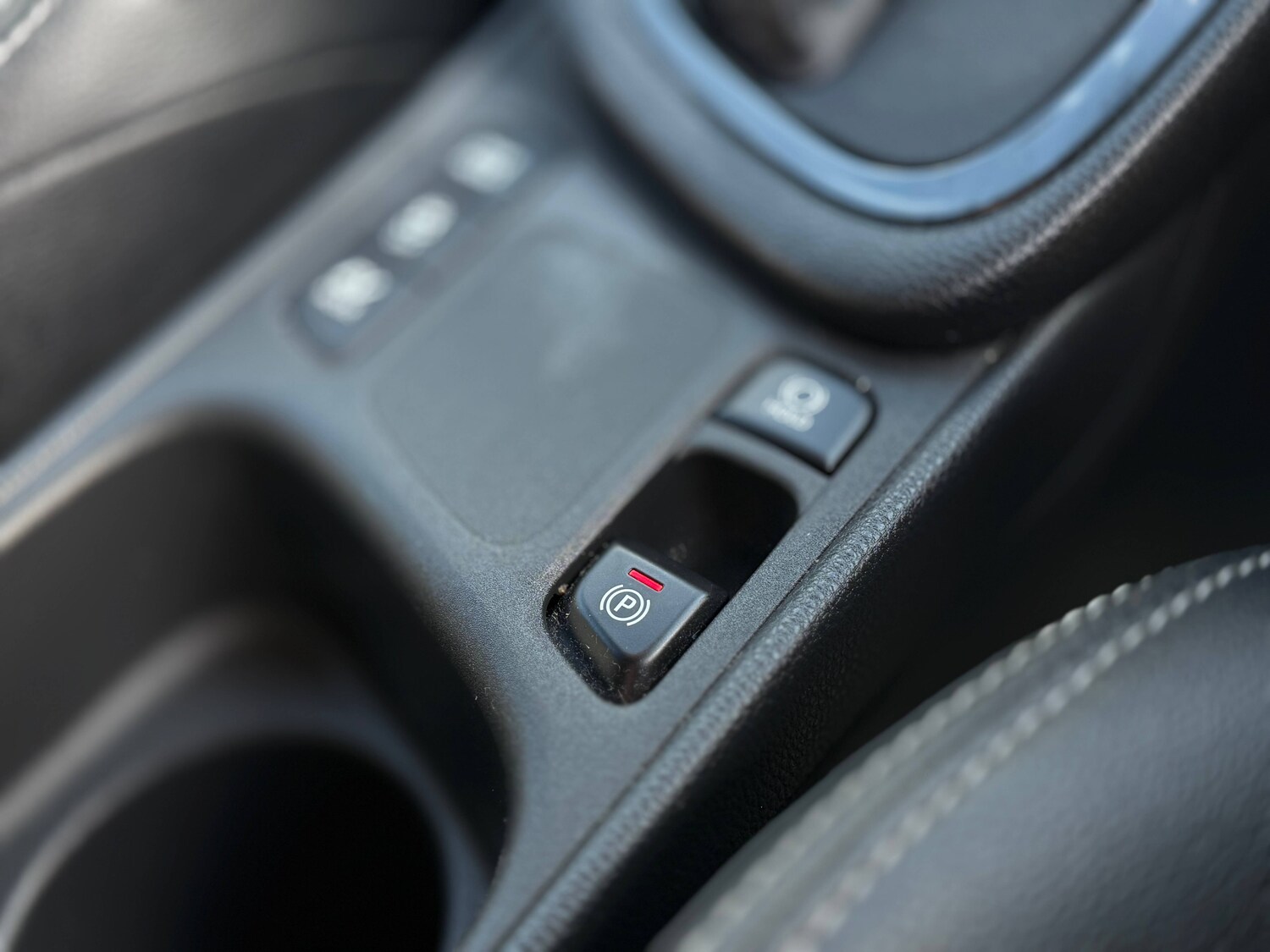Used Toyota Yaris 2020 for sale - 76264352: Photo 24