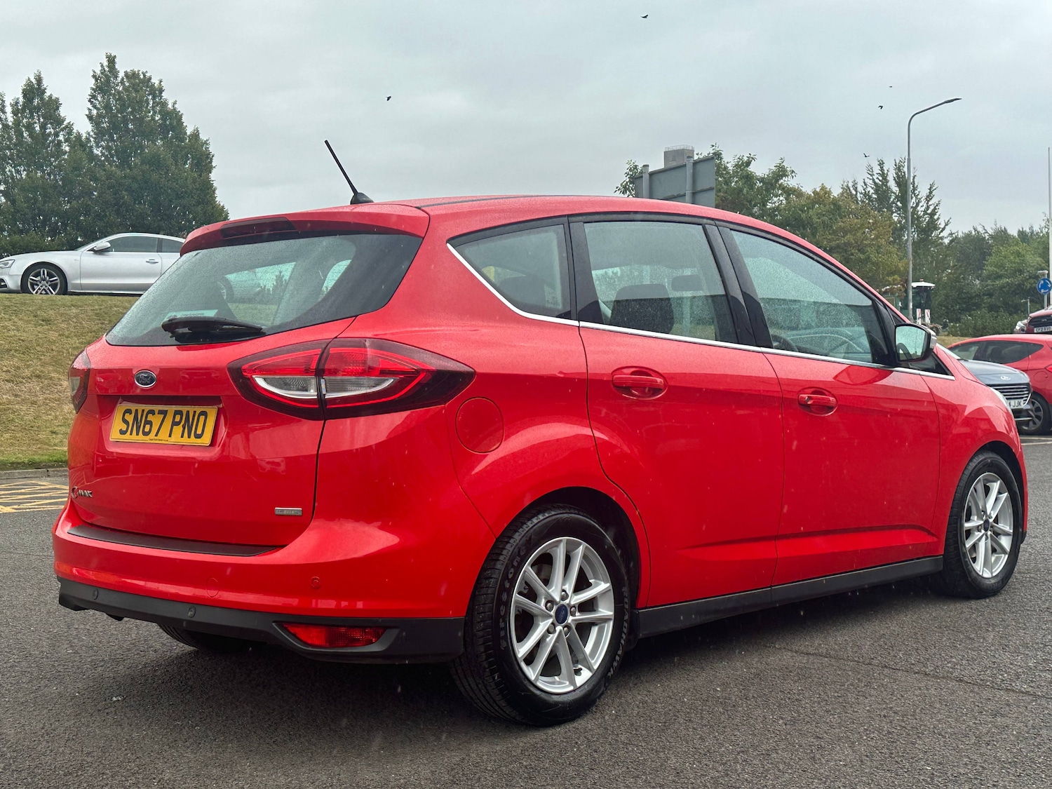 Used Ford C-Max 2017 for sale - 77059365: Photo 6