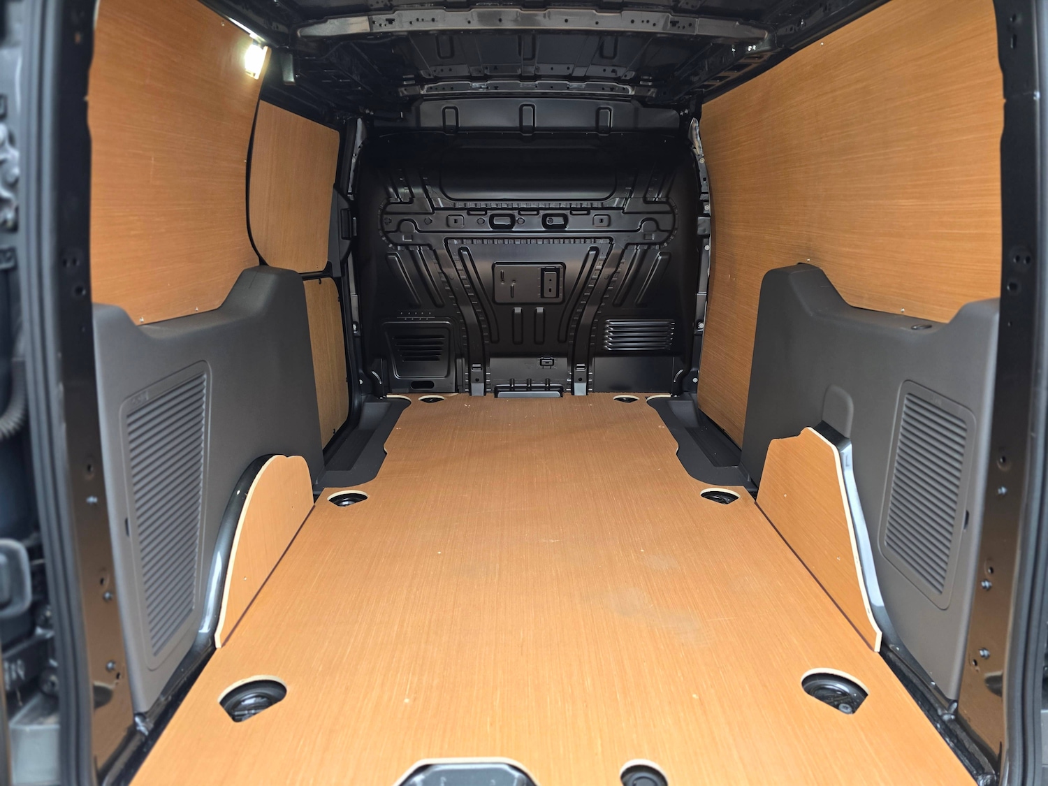 Used Ford Transit Connect 2024 for sale - 76453725: Photo 9