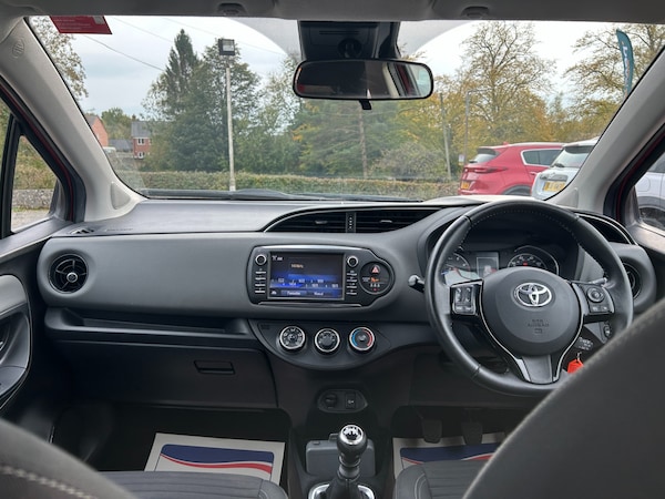 Used Toyota Yaris 2019 for sale - 76341458: Photo 13