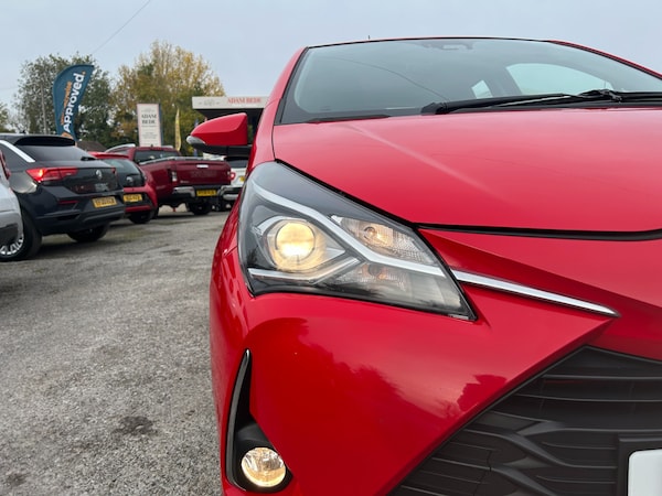 Used Toyota Yaris 2019 for sale - 76341458: Photo 30