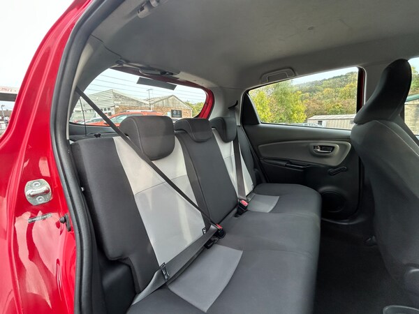 Used Toyota Yaris 2019 for sale - 76341458: Photo 8