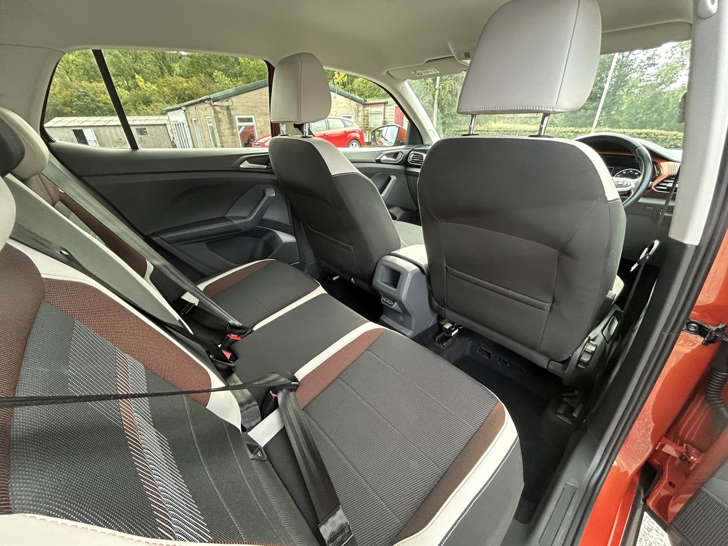 Used Volkswagen T-Cross 2019 for sale - 77073077: Photo 8