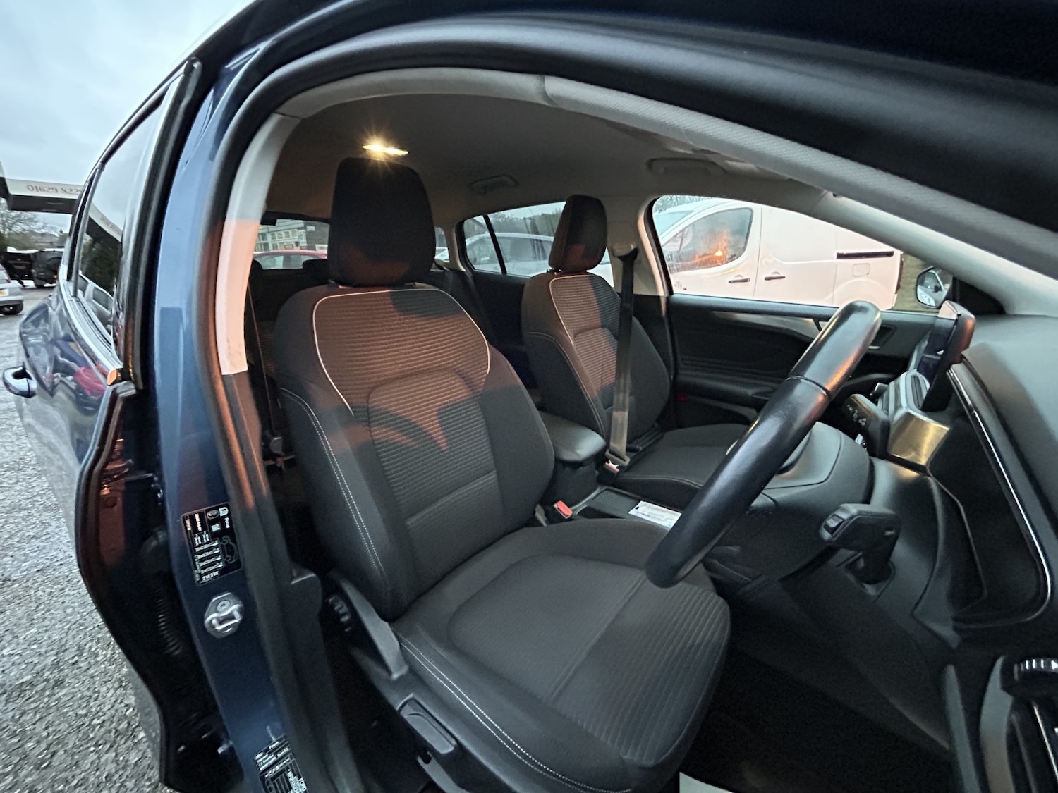 Used Ford Focus 2018 for sale - 77303693: Photo 10