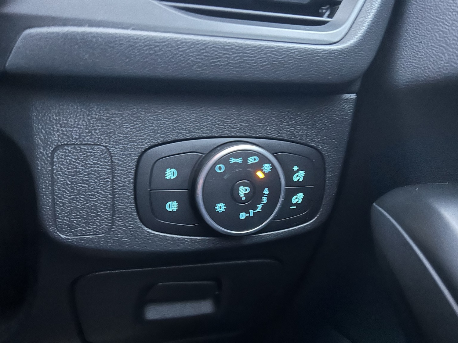 Used Ford Focus 2018 for sale - 77303693: Photo 26