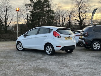 Used Ford Fiesta 2016 for sale - 77303794: Photo