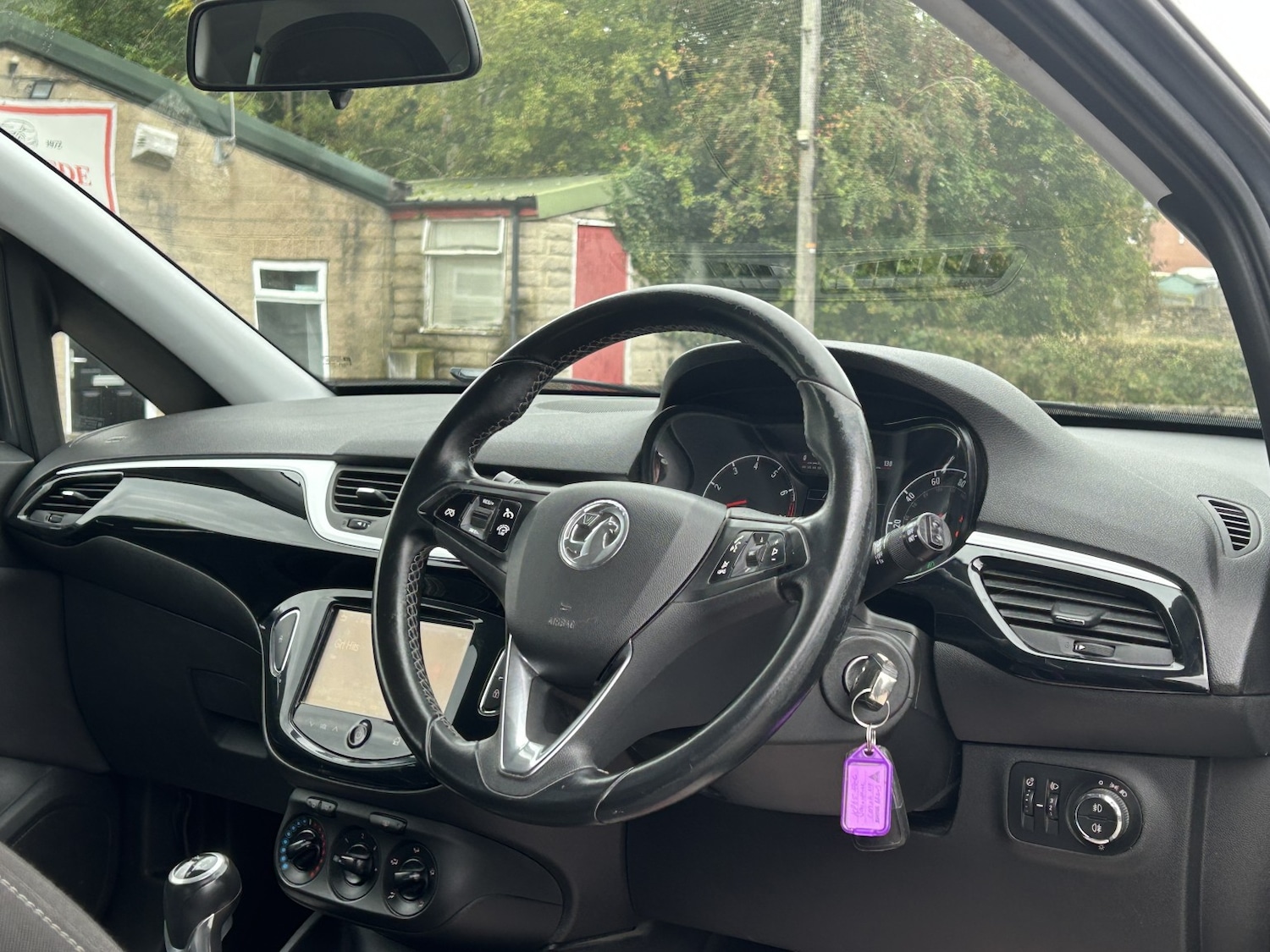 Used Vauxhall Corsa 2015 for sale - 76369327: Photo 10