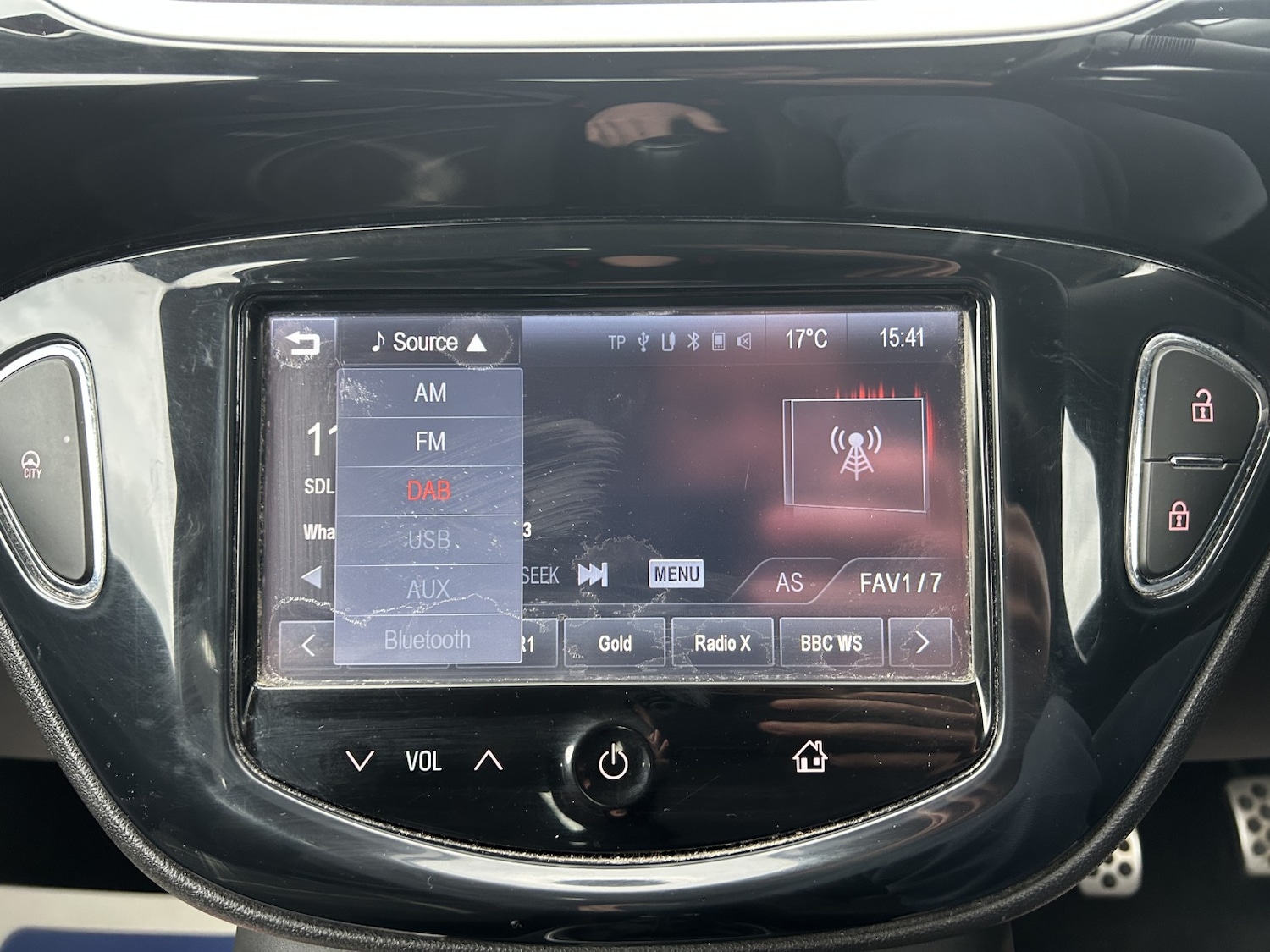 Used Vauxhall Corsa 2015 for sale - 76369327: Photo 15