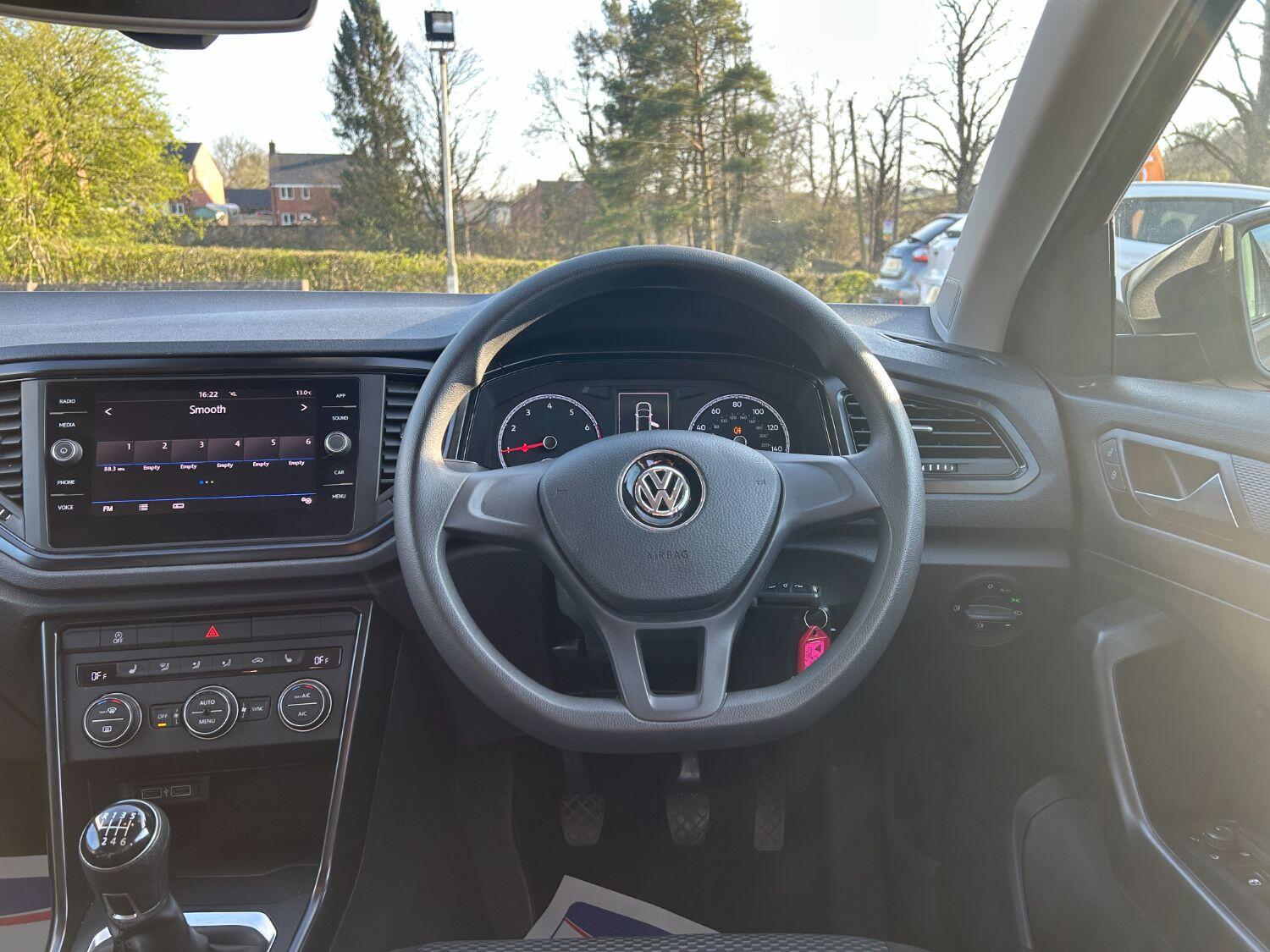 Used Volkswagen T-Roc 2020 for sale - 76363023: Photo 14