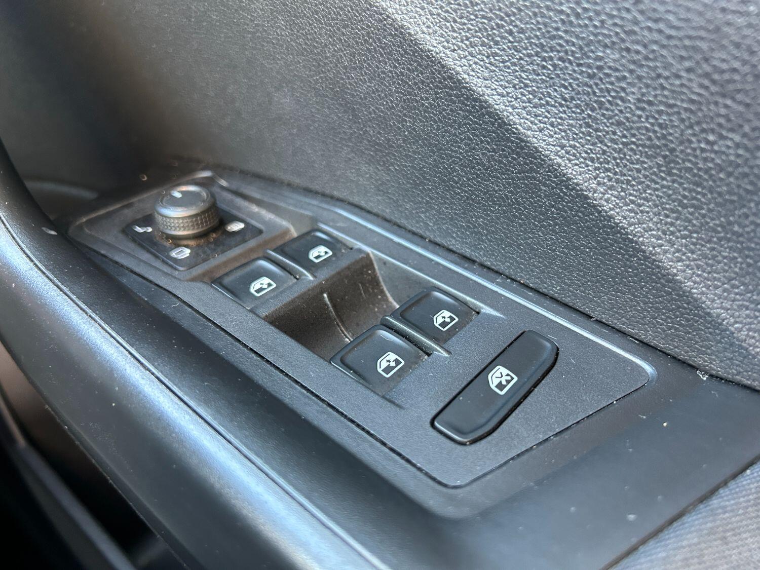 Used Volkswagen T-Roc 2020 for sale - 76363023: Photo 24