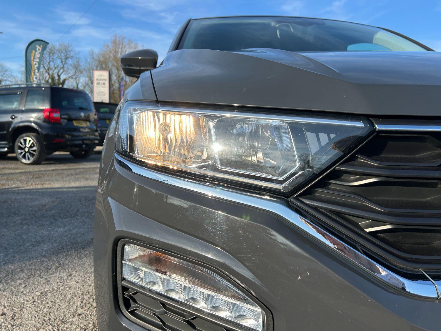 Used Volkswagen T-Roc 2020 for sale - 76363023: Photo 30