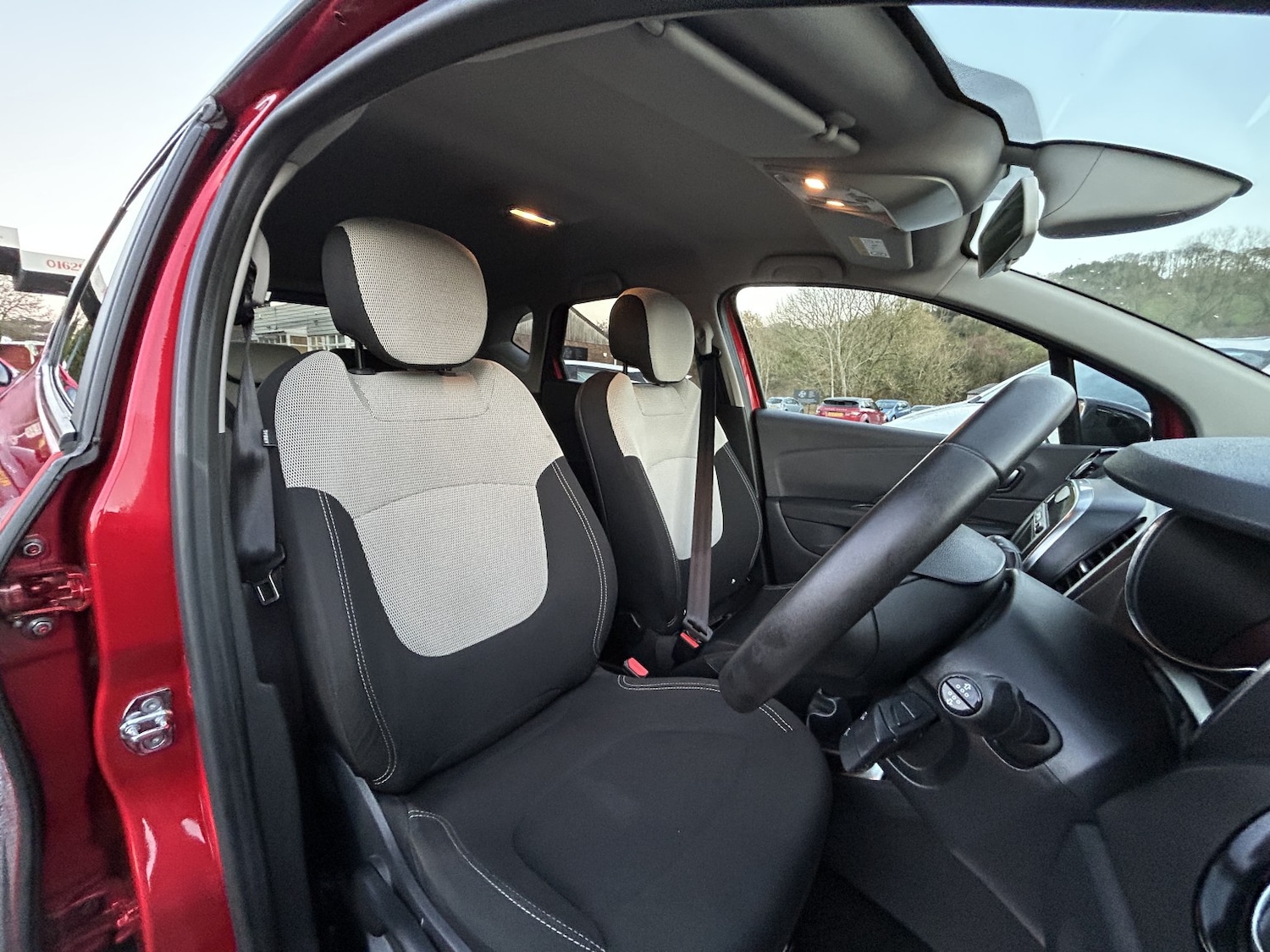 Used Renault Captur 2019 for sale - 76896916: Photo 10