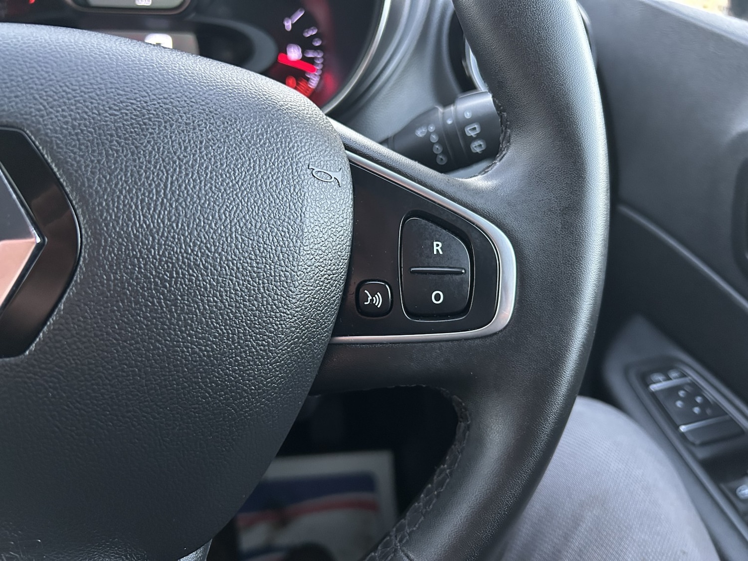 Used Renault Captur 2019 for sale - 76896916: Photo 24