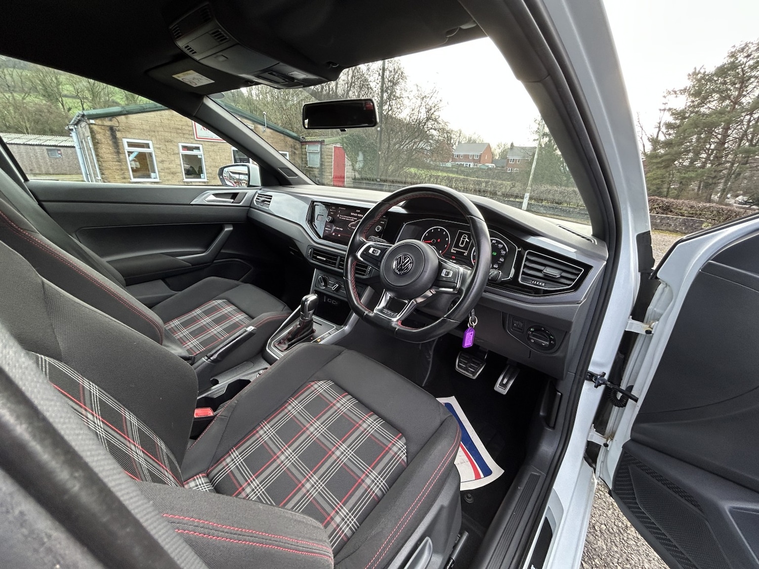 Used Volkswagen Polo 2019 for sale - 77357378: Photo 9