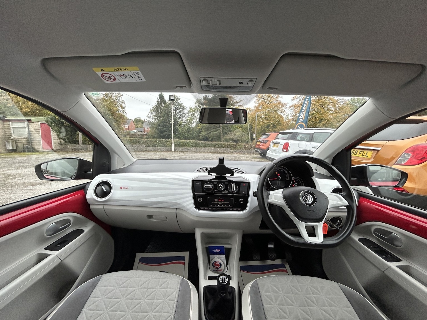 Used Volkswagen up! 2019 for sale - 76369345: Photo 12