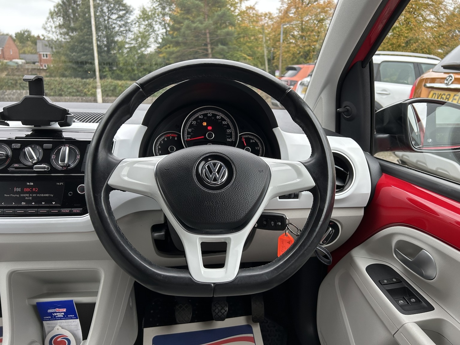 Used Volkswagen up! 2019 for sale - 76369345: Photo 14