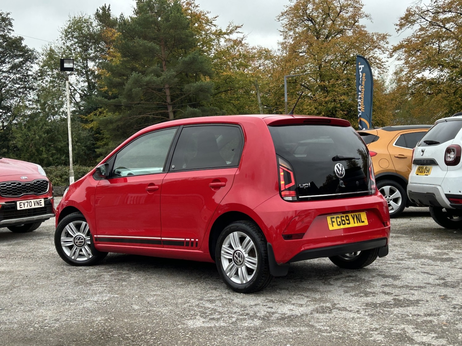 Used Volkswagen up! 2019 for sale - 76369345: Photo 3