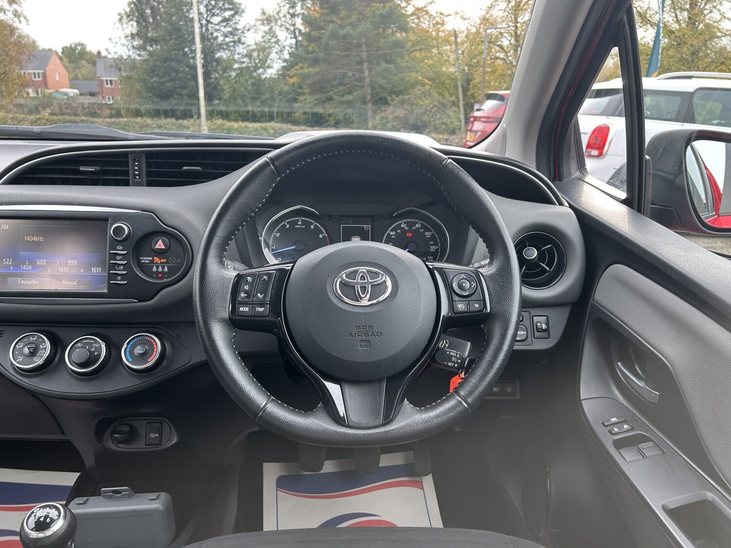 Used Toyota Yaris 2019 for sale - 76369211: Photo 14