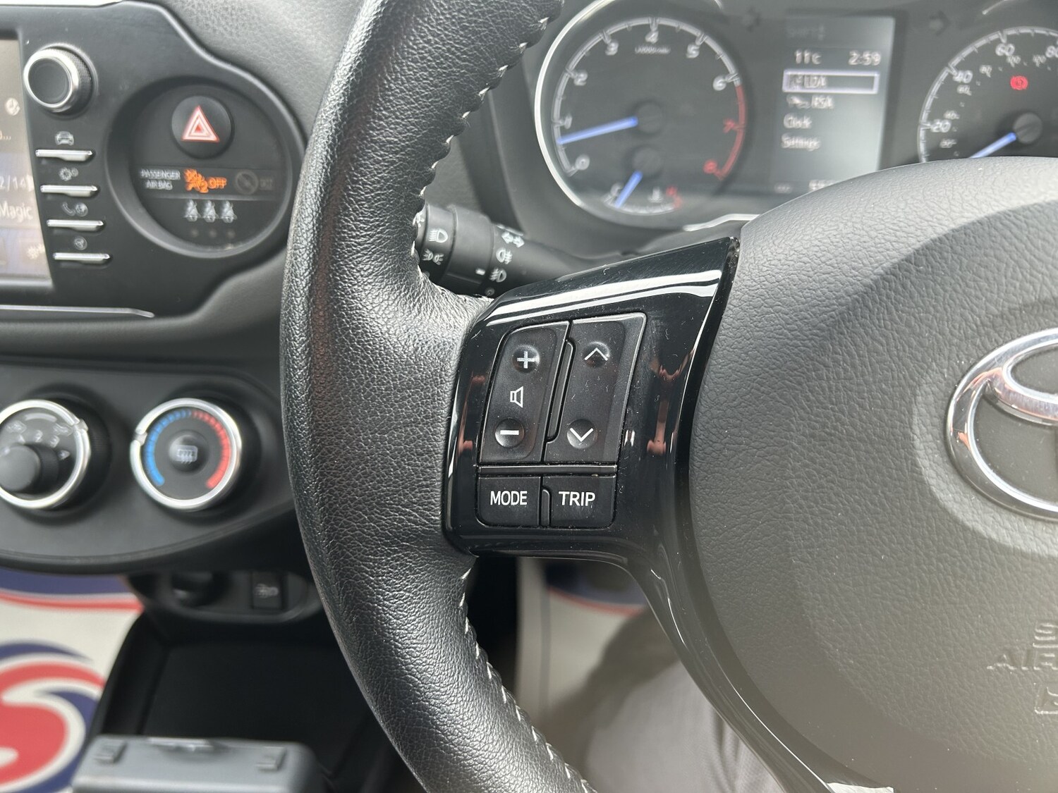 Used Toyota Yaris 2019 for sale - 76369211: Photo 20