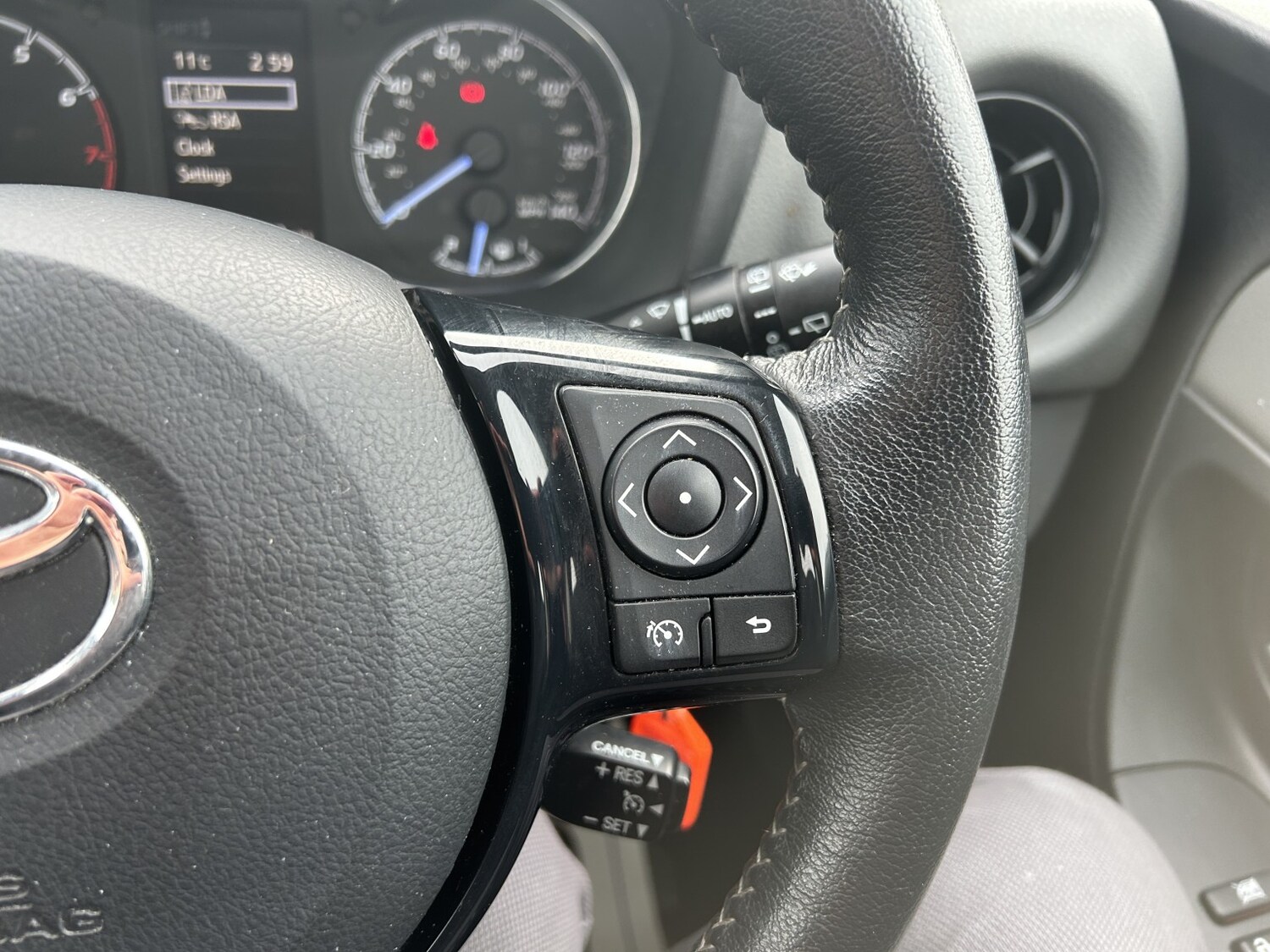 Used Toyota Yaris 2019 for sale - 76369211: Photo 21