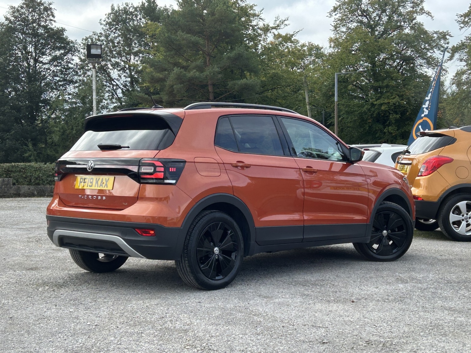 Used Volkswagen T-Cross 2019 for sale - 76369270: Photo 6