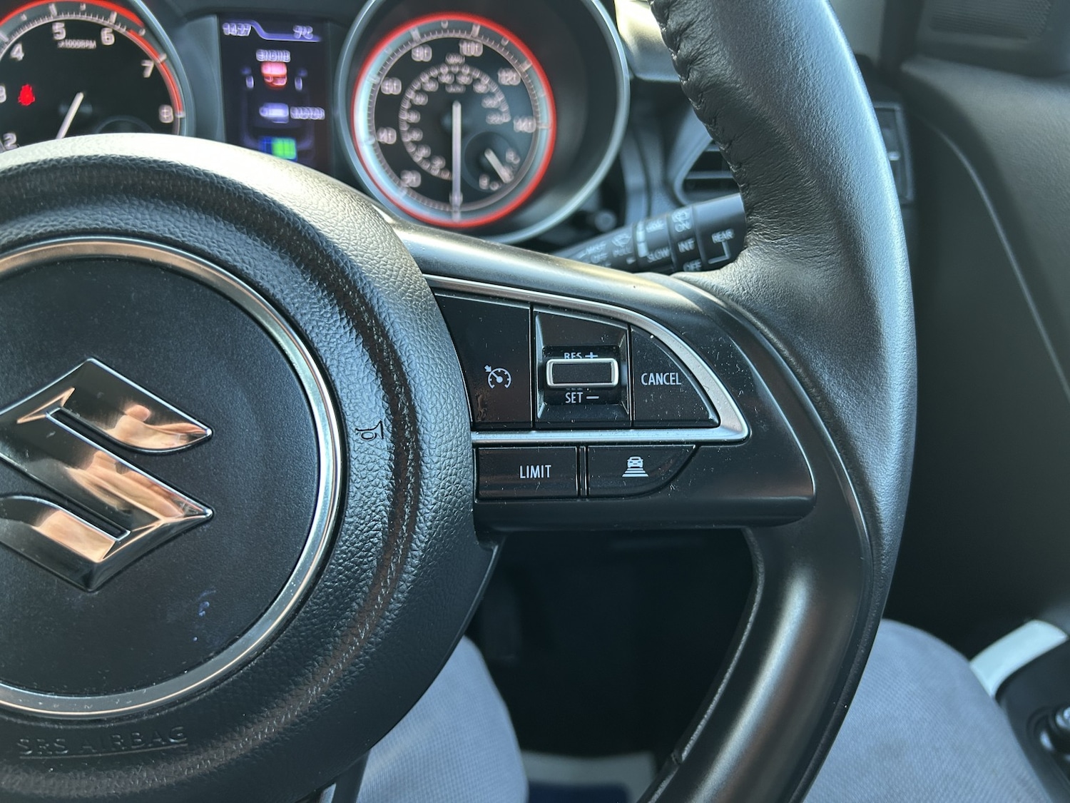 Used Suzuki Swift 2019 for sale - 77073149: Photo 25