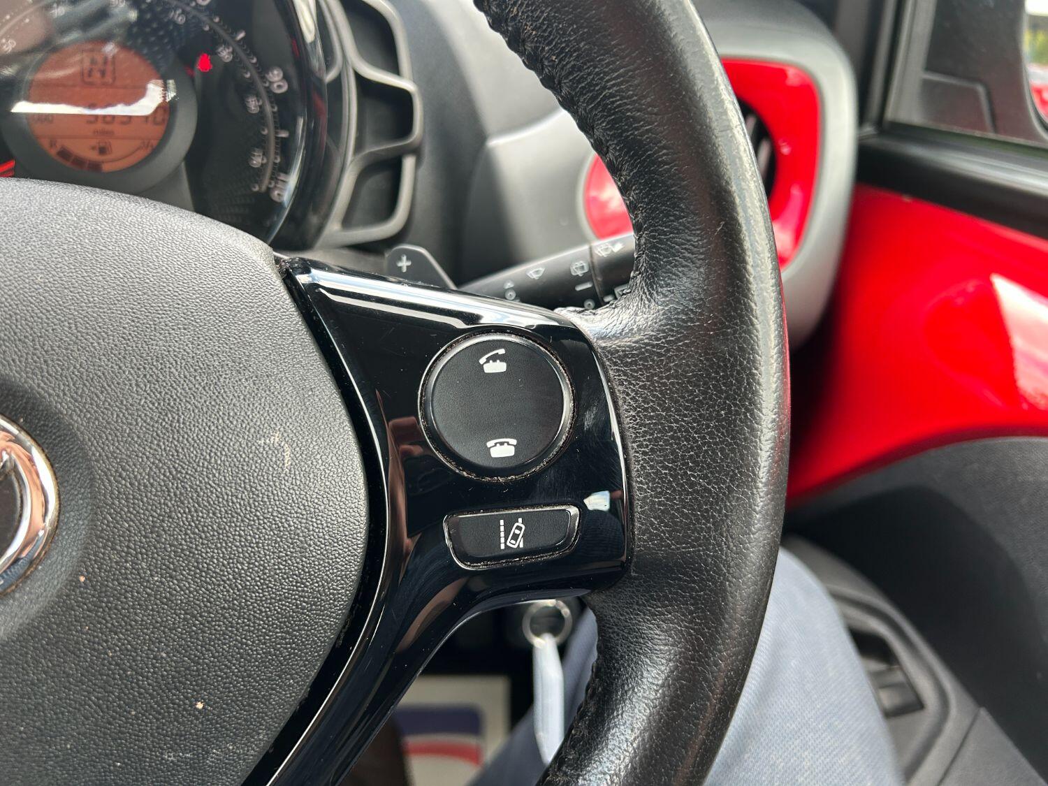 Used Toyota AYGO 2021 for sale - 76369273: Photo 24