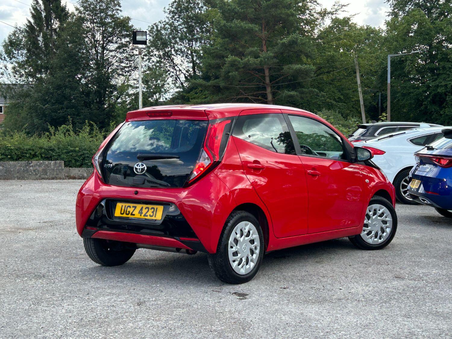 Used Toyota AYGO 2021 for sale - 76369273: Photo 6